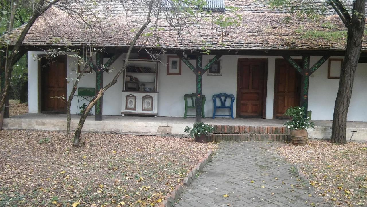 Cenej Salas 137酒店 外观 照片